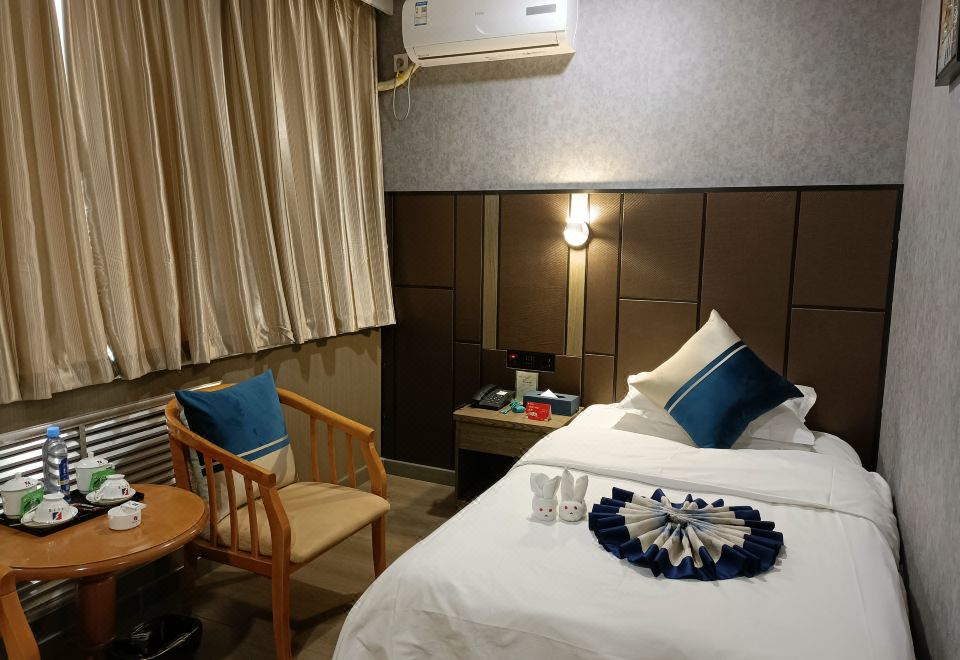 Zhang Ye Jinyuan hotel Hotel Overview