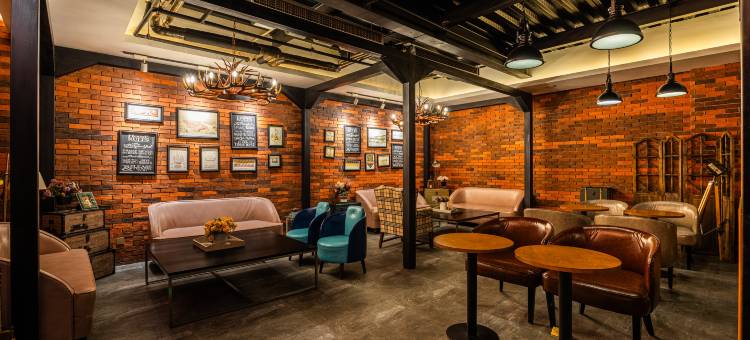 喆凡酒店(常德柳叶湖大小河街店)图片