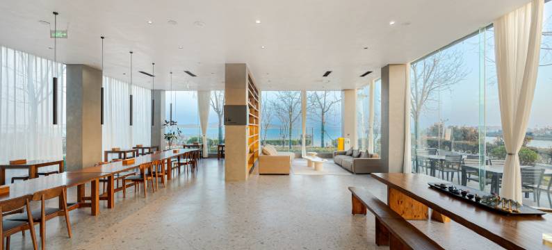 几米云酒店(青岛金沙滩吾悦广场店)图片