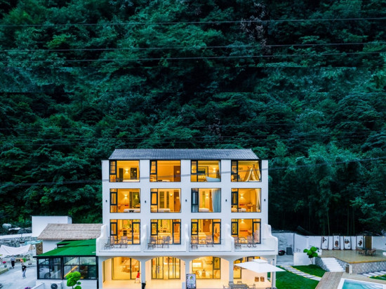 森岛·ALSEN·独岛溯溪美食民宿(安吉龙王山漂流浙北大峡谷店)