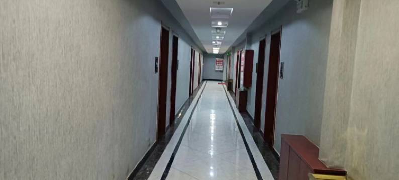 明莱民宿(石家庄新百广场地铁站店)图片