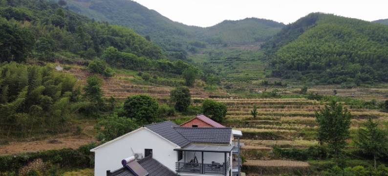 桐庐悠见民宿(虎啸峡漂流店)图片