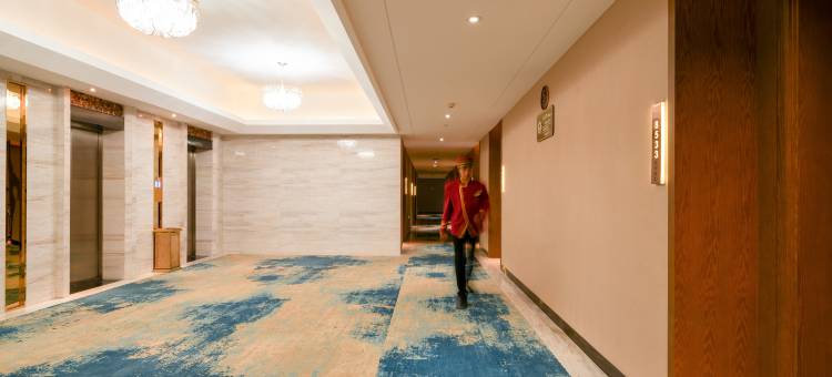 东湖度假酒店(DongHu Resort Hotel)图片