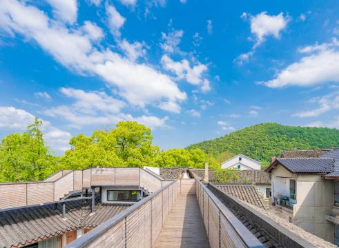 光和风·ROOF乡宿(桐庐OMG心跳乐园瑶琳仙境店)图片