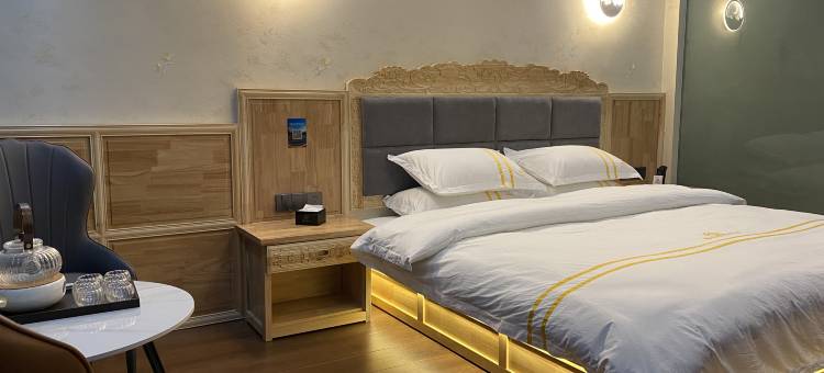 林芝桑吉民宿(扎西岗民俗村店)图片