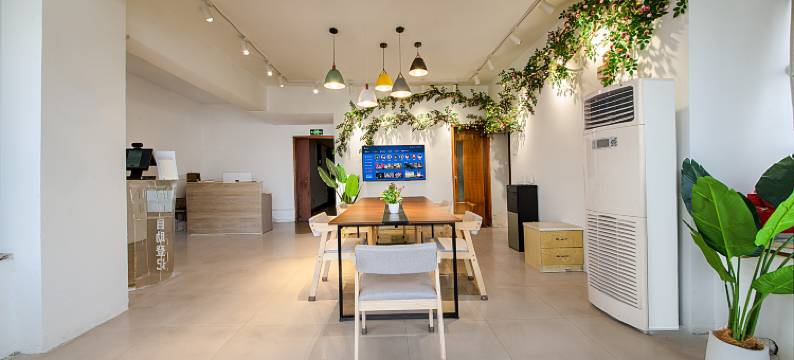 临栖青年旅舍(洛阳火车站店)图片