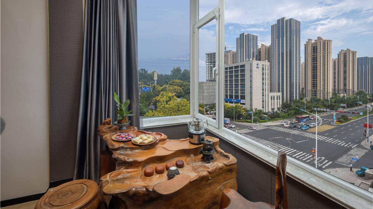 花筑·悦海缘酒店(威海刘公岛大相框店)图片