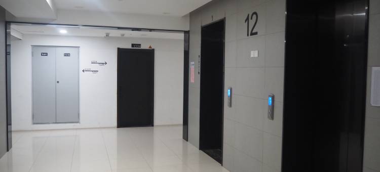 途羚影音民宿(勒泰中心店)图片