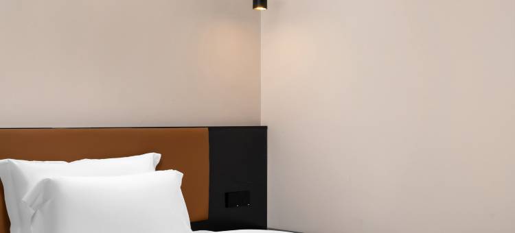 八号季酒店公寓(深圳华强北华新地铁站店)图片