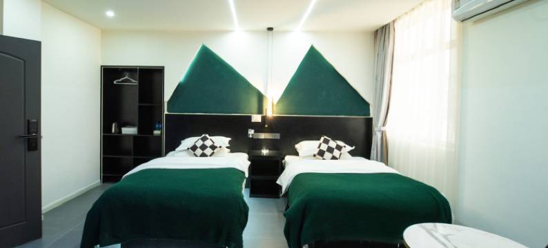 凯瑞电竞智能酒店(高铁站洱海公园店)图片