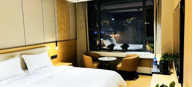 云朵酒店(和政古动物化石博物馆店)图片