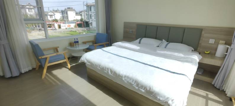 大理紫墨小楼(才村码头洱海生态廊道店)图片