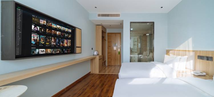 台州和庭主题酒店(财富商贸城恩泽医院地铁站店)图片