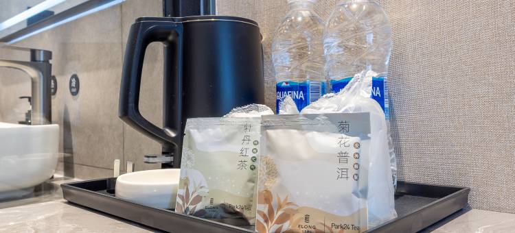 艺龙瑞云酒店(兰州高铁西站店)图片