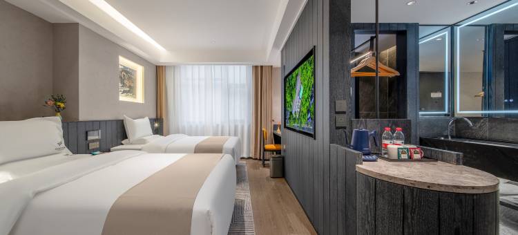 云水际·未来酒店(雅江店)图片