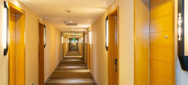 云和酒店(宜昌火车东站汽车客运中心店)图片