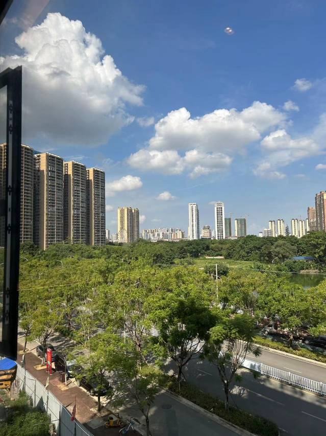 柏曼酒店(贵港马草江公园高铁站店)图片