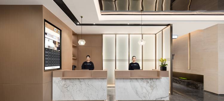 乌鲁木齐CCMALL时代广场新民路亚朵酒店图片