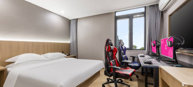 地平线电竞民宿(上海奉城老街店)图片