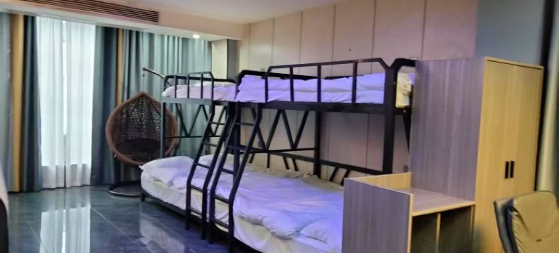 龙山龙祥电竞酒店图片