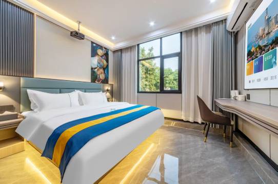 栖悦美宿(广州番禺石碁地铁站店)