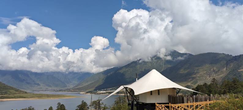 冶勒湖科考酒店图片