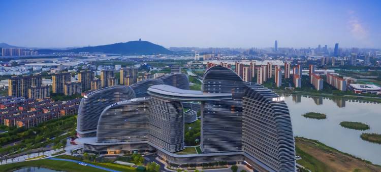 朗丽兹酒店(湖州高铁站店)图片