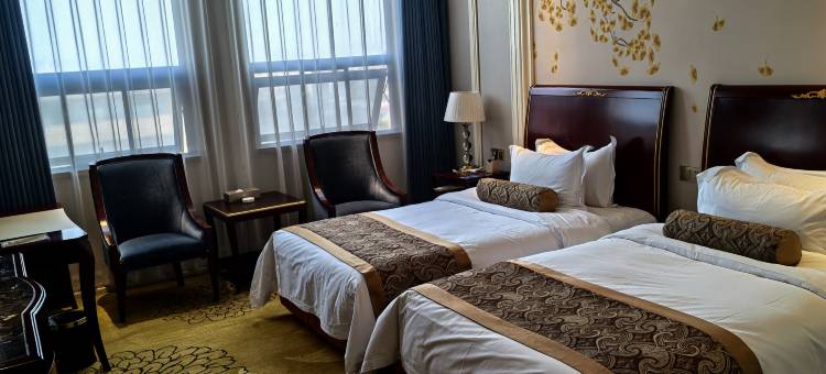 平舆圣菲国际酒店图片