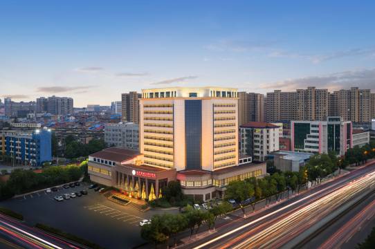 东方夏威夷假日酒店(孝感体育馆店)