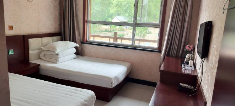 涞源云雾山庄图片