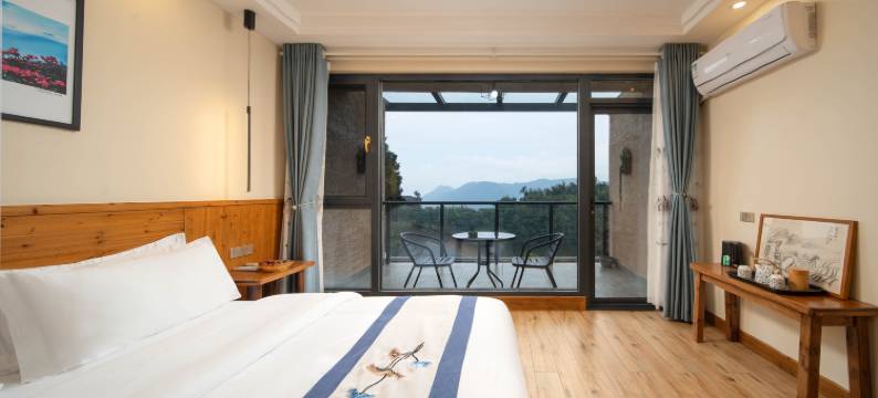 闲梅野竹绕梯田・云海日出亲子居(七星墩观景台店)图片