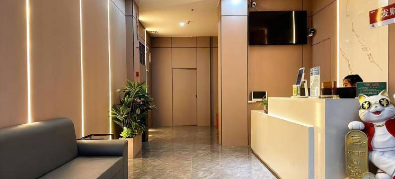 Shimmer·麦尔酒店(仁怀市国贸购物中心店)图片