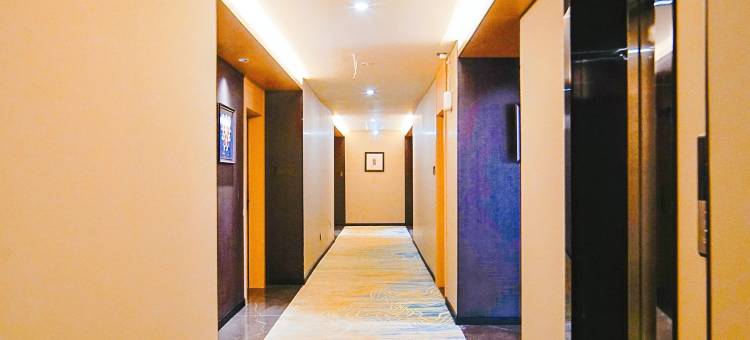 冈·雍曲精品酒店(新龙县中学店)图片