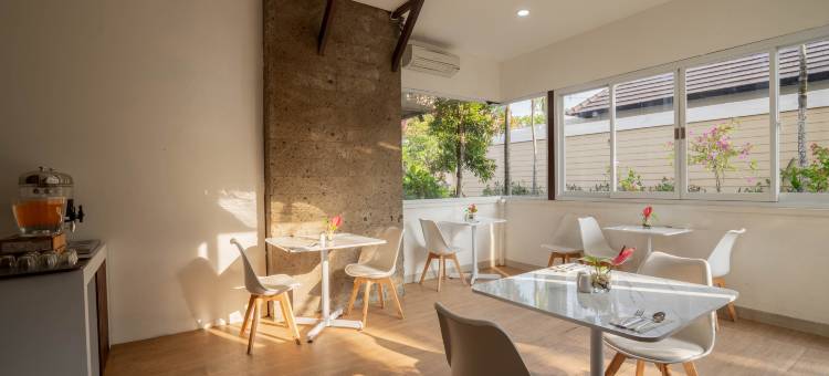 瑞士贝尔考特日落酒店(Swiss-Belcourt Sunset)图片