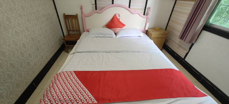 OYO安顺青瑞宾馆图片