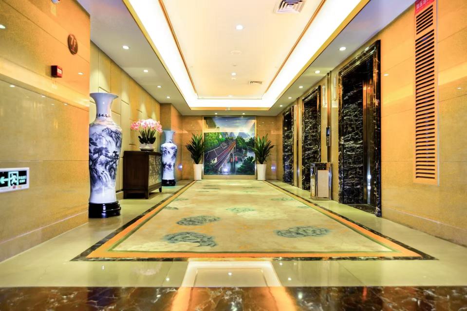 March Flower International HotelOver view