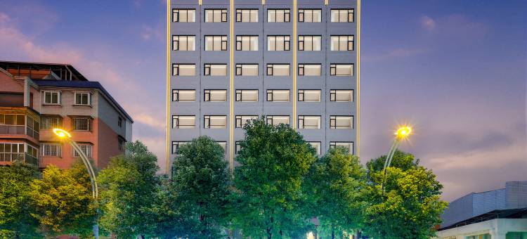 洲月美濠酒店(宁波路国贸购物中心店)图片