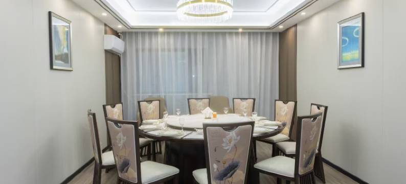 艺龙安云酒店(昆山市政府店)图片