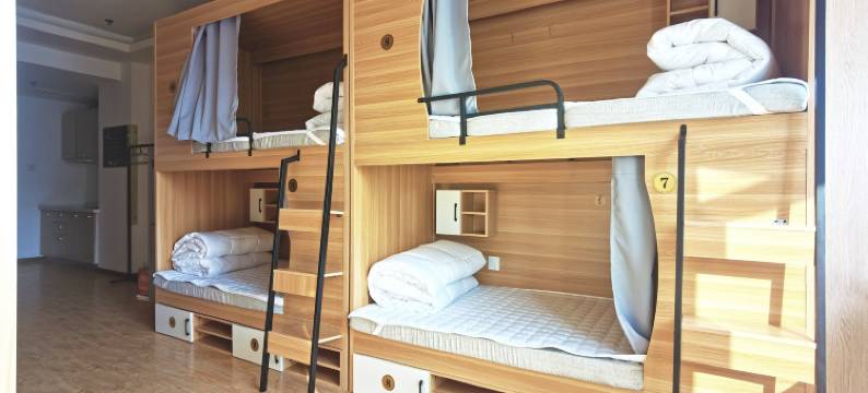 青跃青年旅社(勒泰中心店)图片