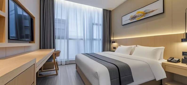 柏曼酒店(重庆解放碑洪崖洞店)图片