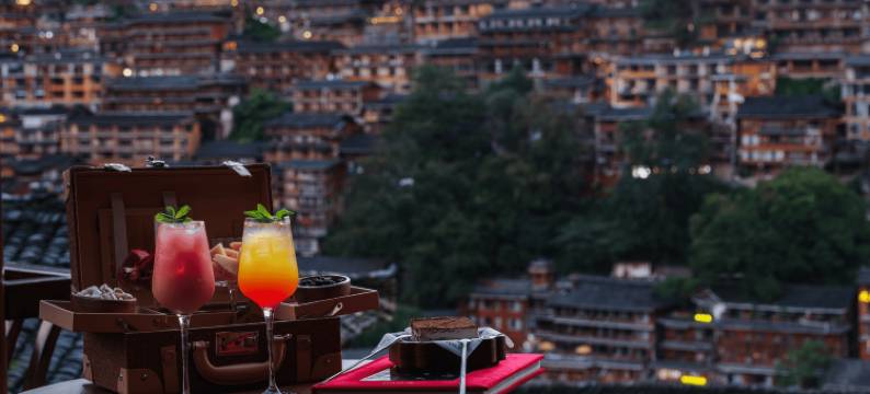 见山·也东Chill全景民宿(西江千户苗寨店)图片