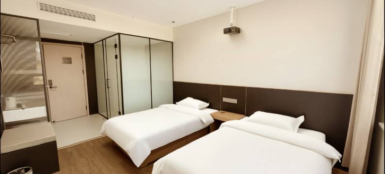 蔚寰云境智能酒店(安国药城店)图片