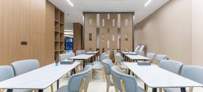 云上四季酒店(龙港店)图片