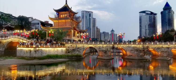 格美酒店(贵阳火车站地铁站青云市集店)图片