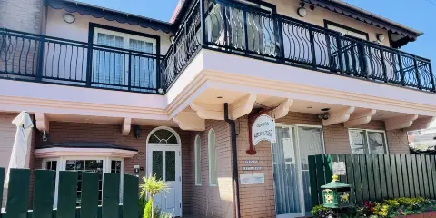 金綠草膳宿旅館