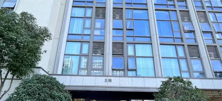 坦克Loft海景公寓(龙光世纪商务中心店)图片