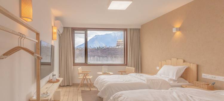 林芝岩庐雪山富氧别院(尼洋河店)图片