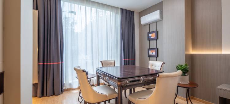 骏怡酒店(文游路琵琶美食街店)图片