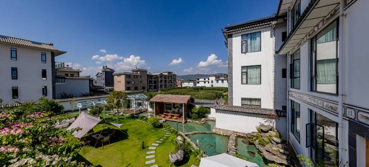 一半山野·设计师民宿(大理洱海生态廊道店)图片