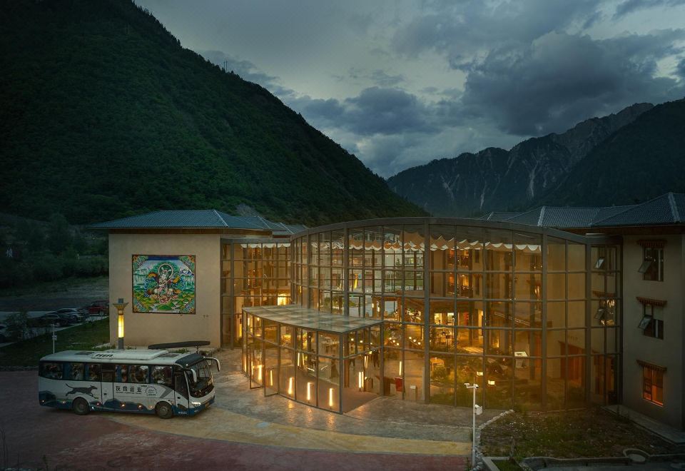 甘海温泉云涧酒店外景图